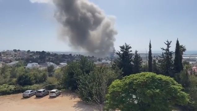 إطلاق 30 صاروخ من لبنان تم إعتراض 15 منها باسرائيل